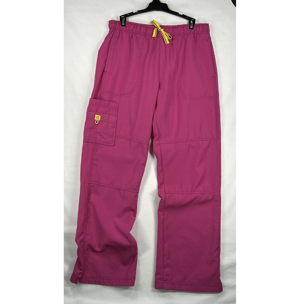 Spread Good Cheer Vintage 2000S/ Y2K Woman's Cargo Parachute Pants Medium Pink
